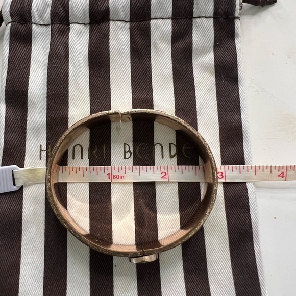 Henri Bendel bracelet - Picture 2 of 5